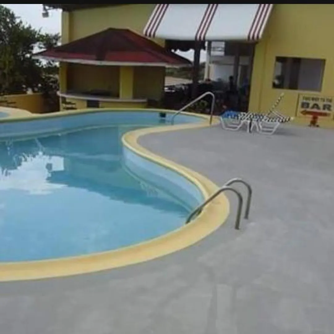 Port Of Call Hotel Black River
