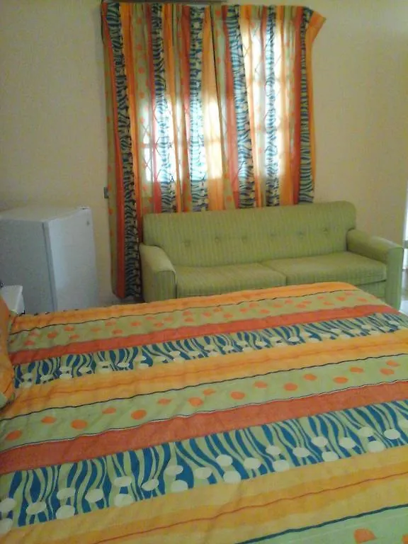 Port Of Call Hotel Black River 3*,
